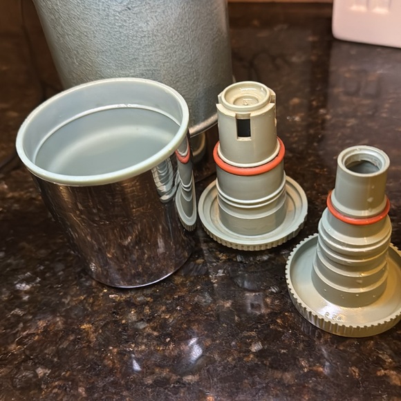 SOLD Vintage Stanley Aladdin thermos flask No A- 944DH Quart - Picture 7 of 13